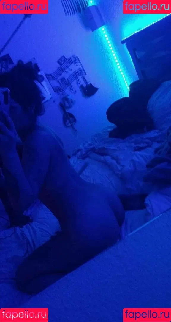 Bo Methazine Onlyfans Photo Gallery 
