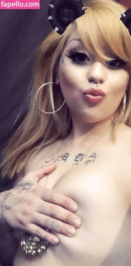 Bo Methazine Onlyfans Photo Gallery 