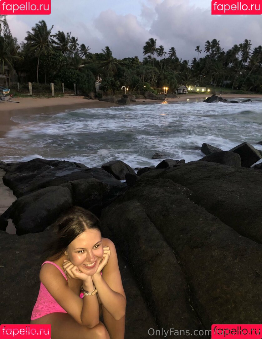 Solo Tetty Onlyfans Photo Gallery 