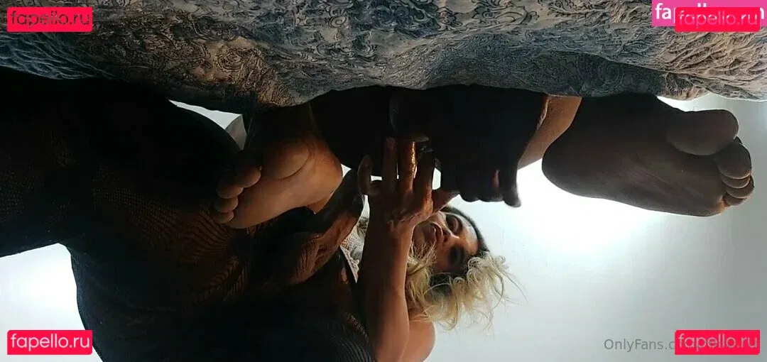 evelynfrazaotsfree Onlyfans Photo Gallery 