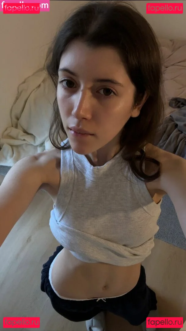 claraneko Onlyfans Photo Gallery 