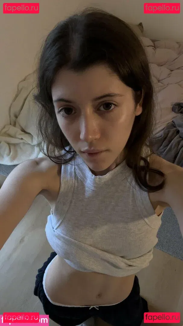 claraneko Onlyfans Photo Gallery 