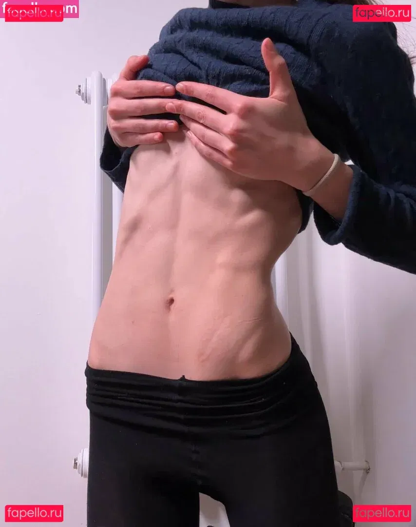 claraneko Onlyfans Photo Gallery 