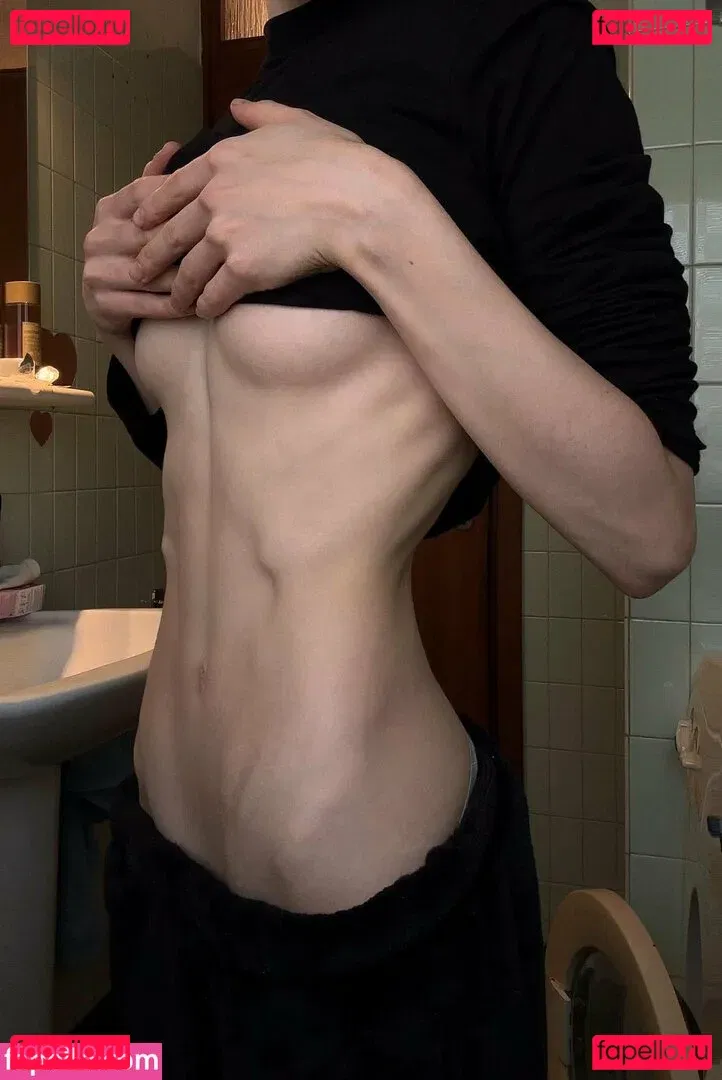 claraneko Onlyfans Photo Gallery 