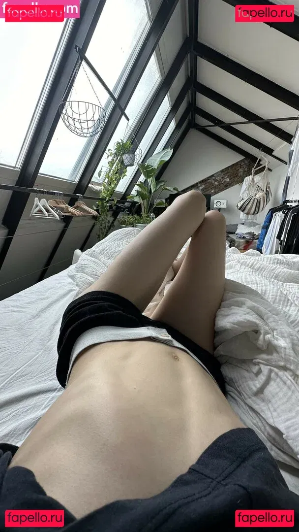 claraneko Onlyfans Photo Gallery 