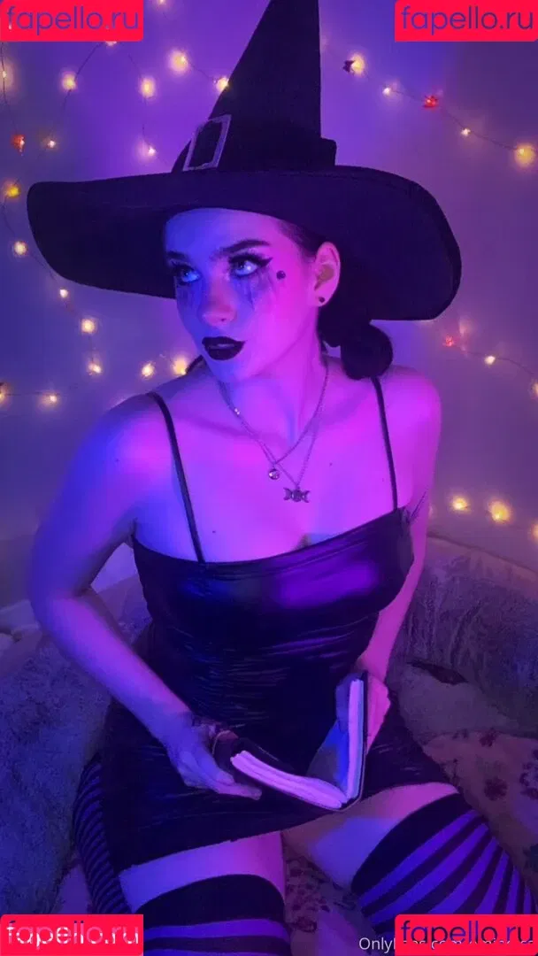 emindica Onlyfans Photo Gallery 