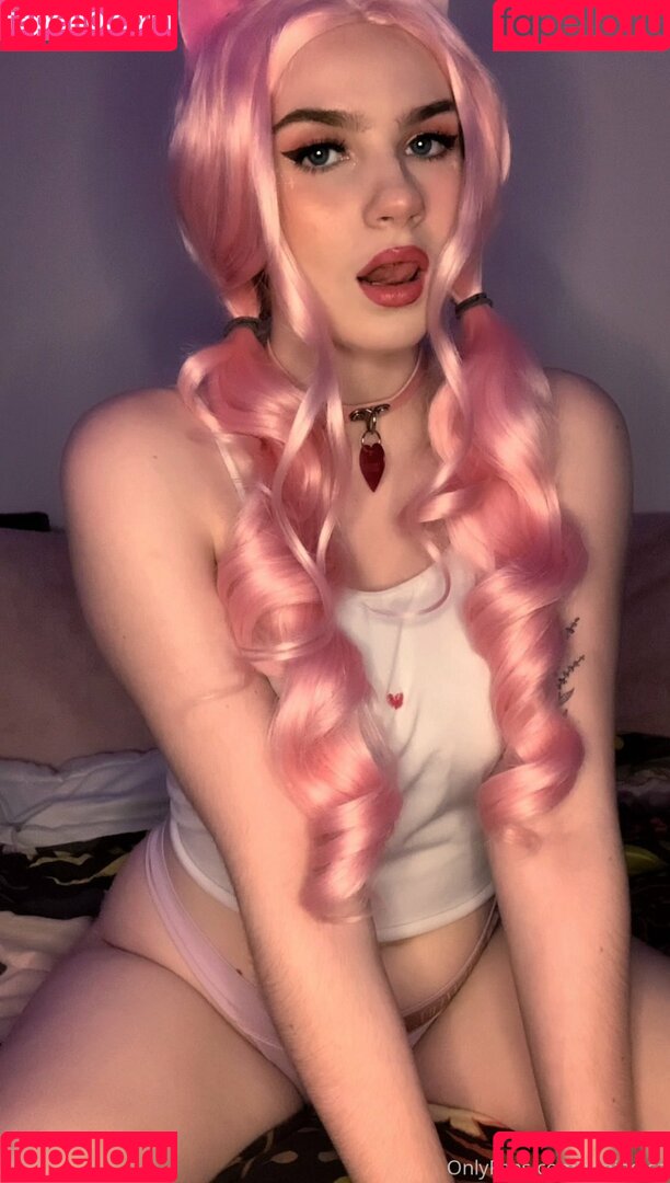 emindica Onlyfans Photo Gallery 