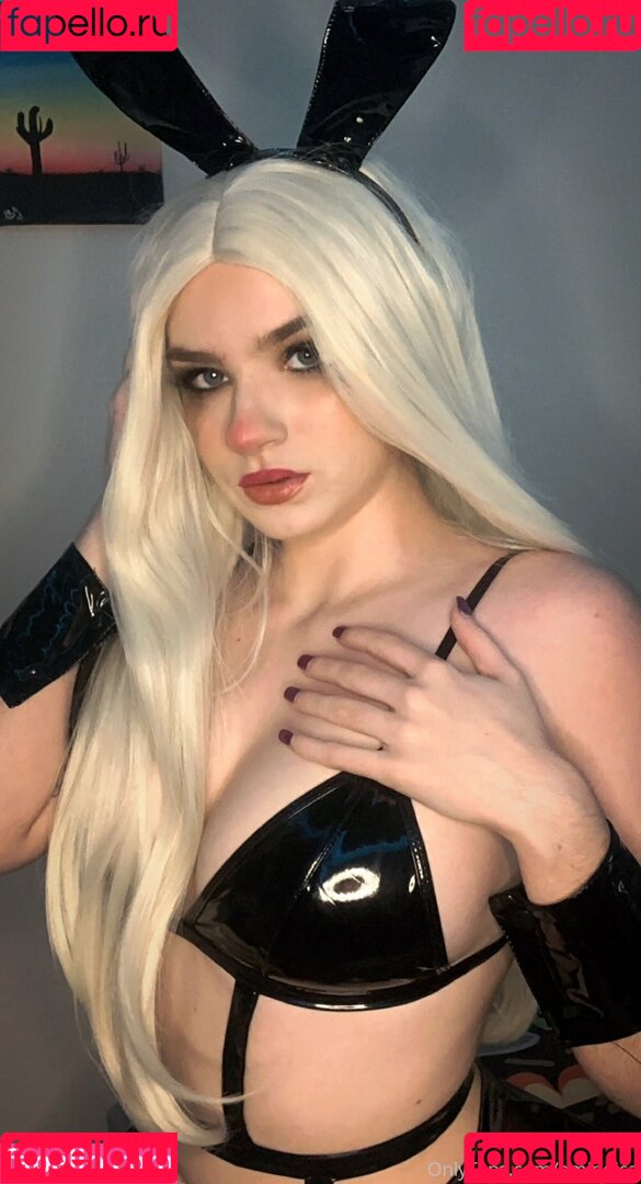 emindica Onlyfans Photo Gallery 