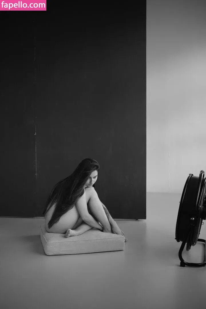 Avrelia Amaris Onlyfans Photo Gallery 