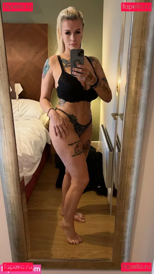 Cindy Dandois Onlyfans Photo Gallery 