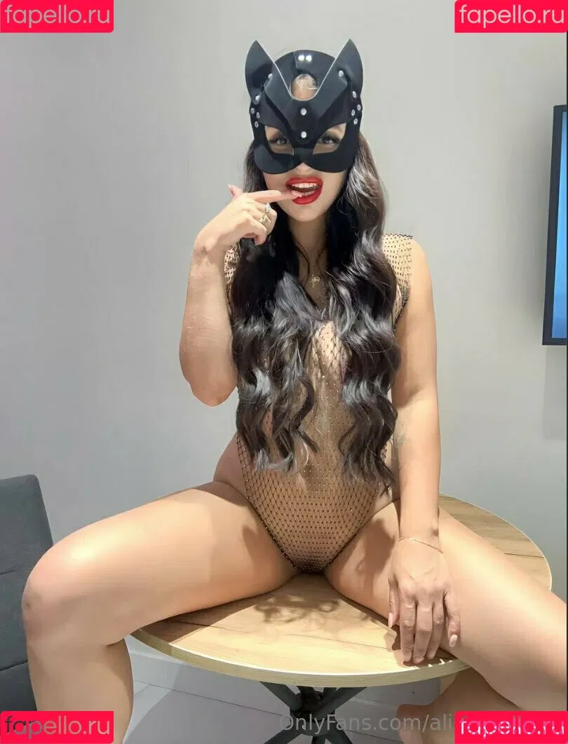 alison_moan Onlyfans Photo Gallery 