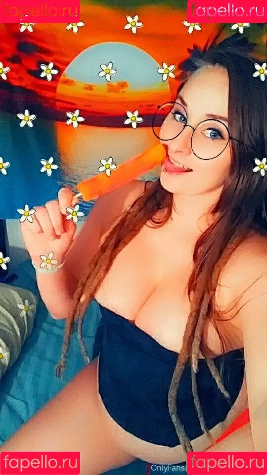 headyh00per Onlyfans Photo Gallery 