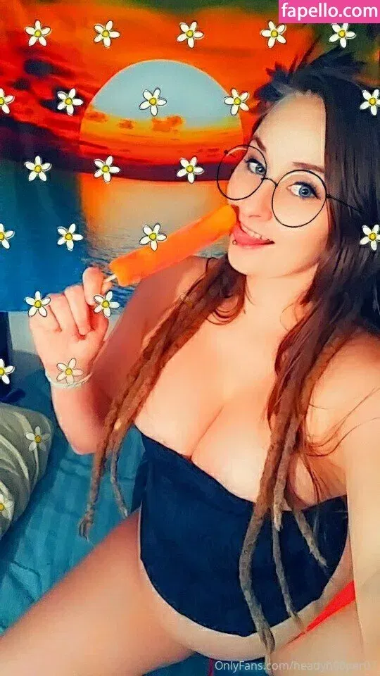 headyh00per Onlyfans Photo Gallery 