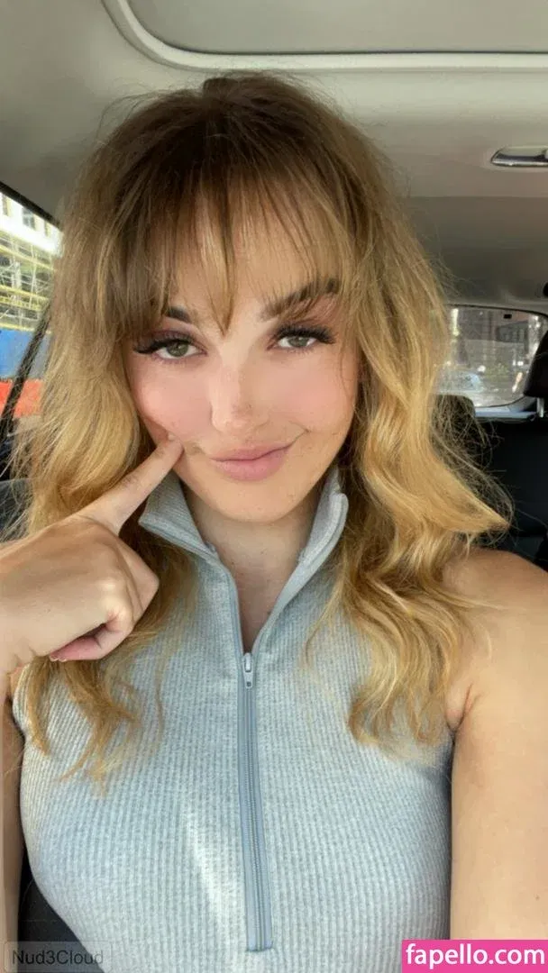 yagirldubsie Onlyfans Photo Gallery 