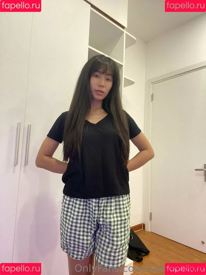 valerie.babi Onlyfans Photo Gallery 