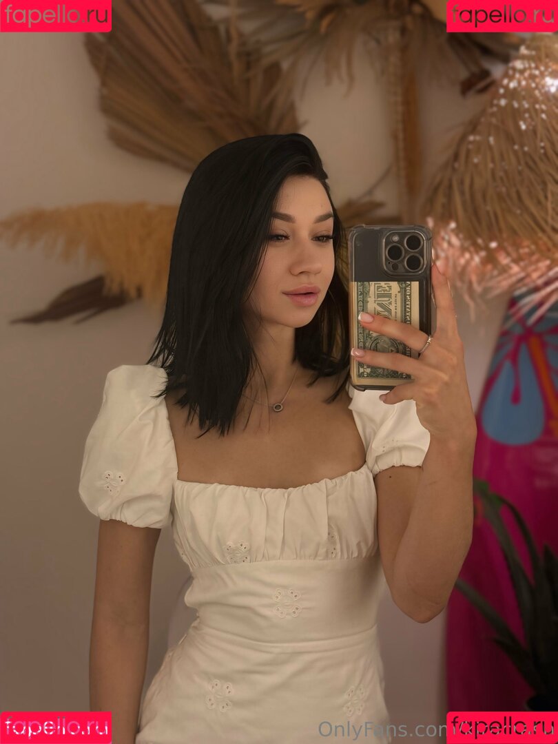 kiracrash Onlyfans Photo Gallery 