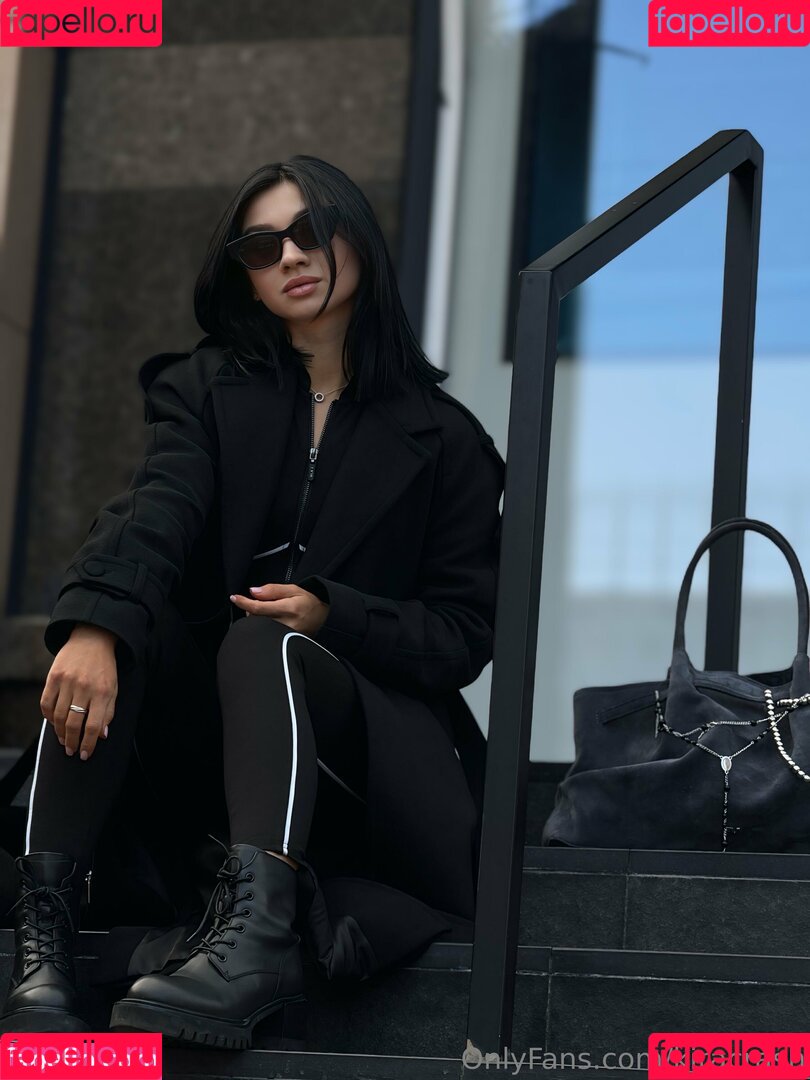 kiracrash Onlyfans Photo Gallery 