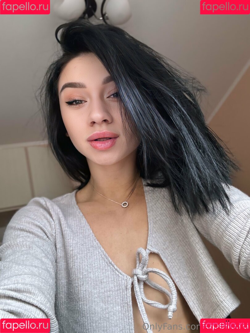 kiracrash Onlyfans Photo Gallery 