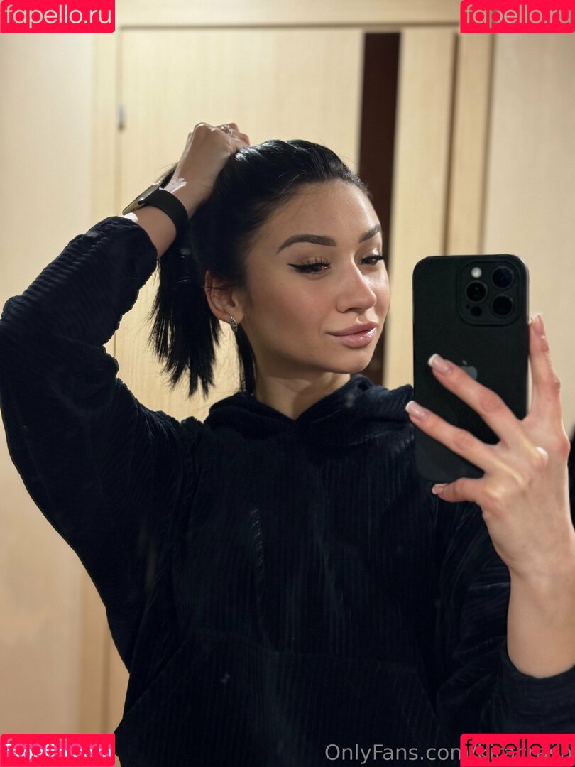 kiracrash Onlyfans Photo Gallery 