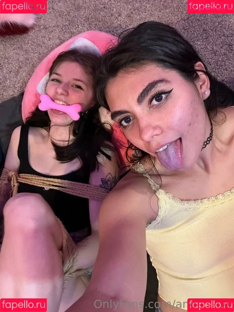 angels-ivy Onlyfans Photo Gallery 