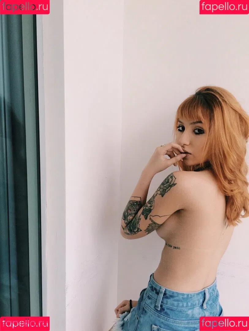 Taiga Tondorf Onlyfans Photo Gallery 
