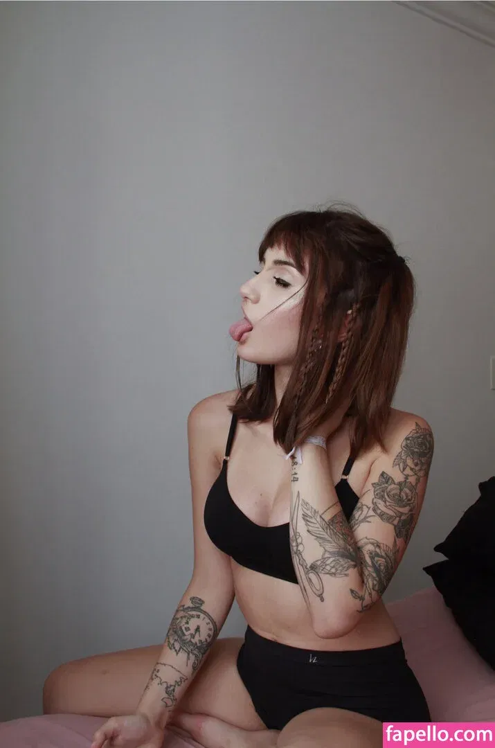 Taiga Tondorf Onlyfans Photo Gallery 