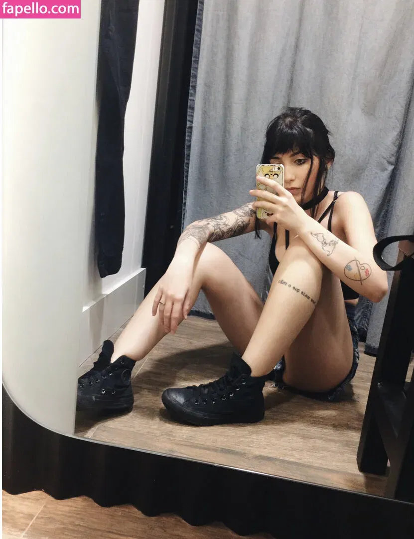 Taiga Tondorf Onlyfans Photo Gallery 