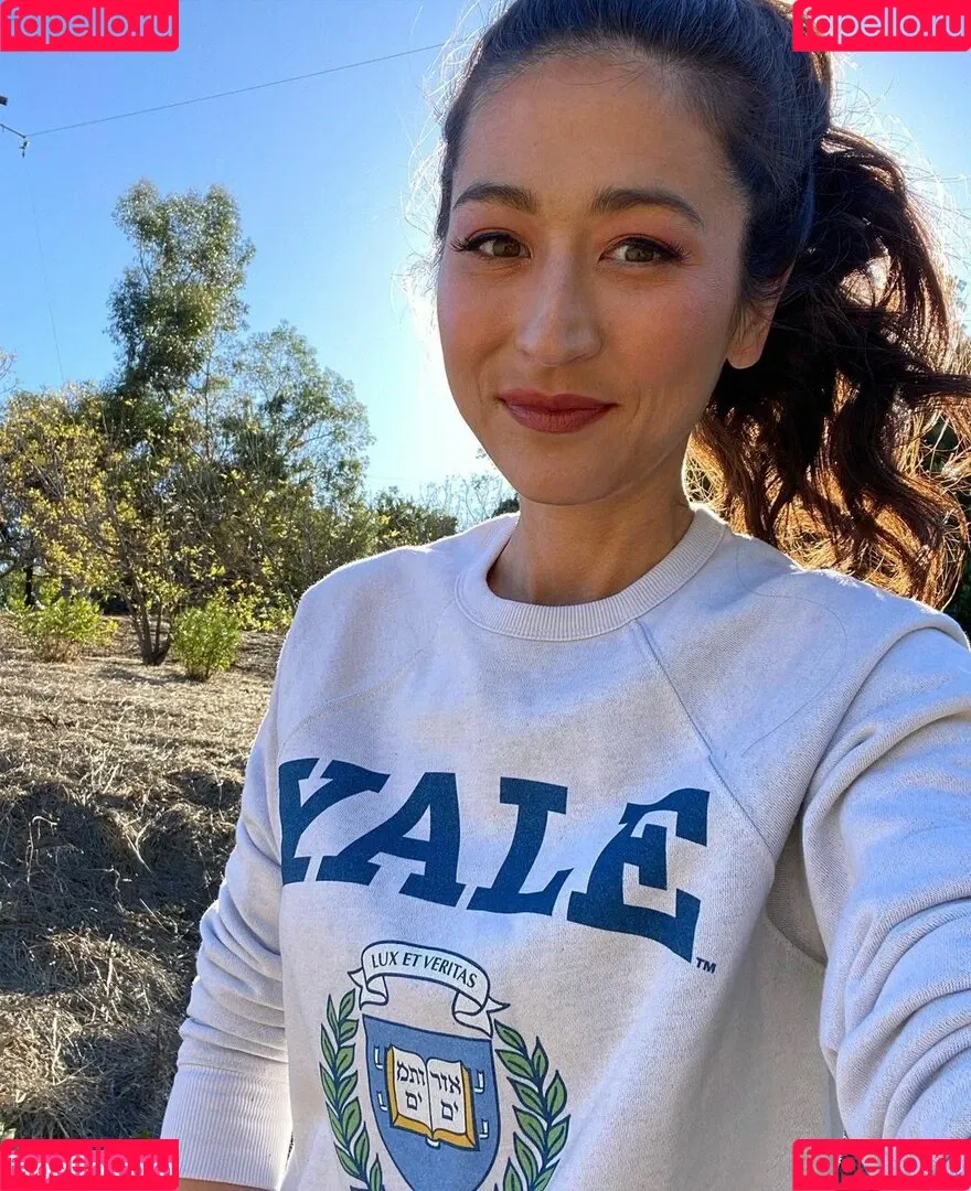 Mina Kimes Onlyfans Photo Gallery 