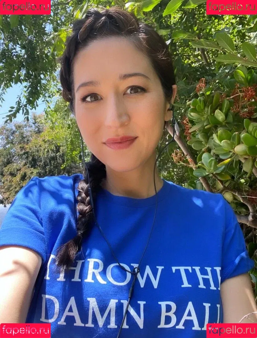 Mina Kimes Onlyfans Photo Gallery 