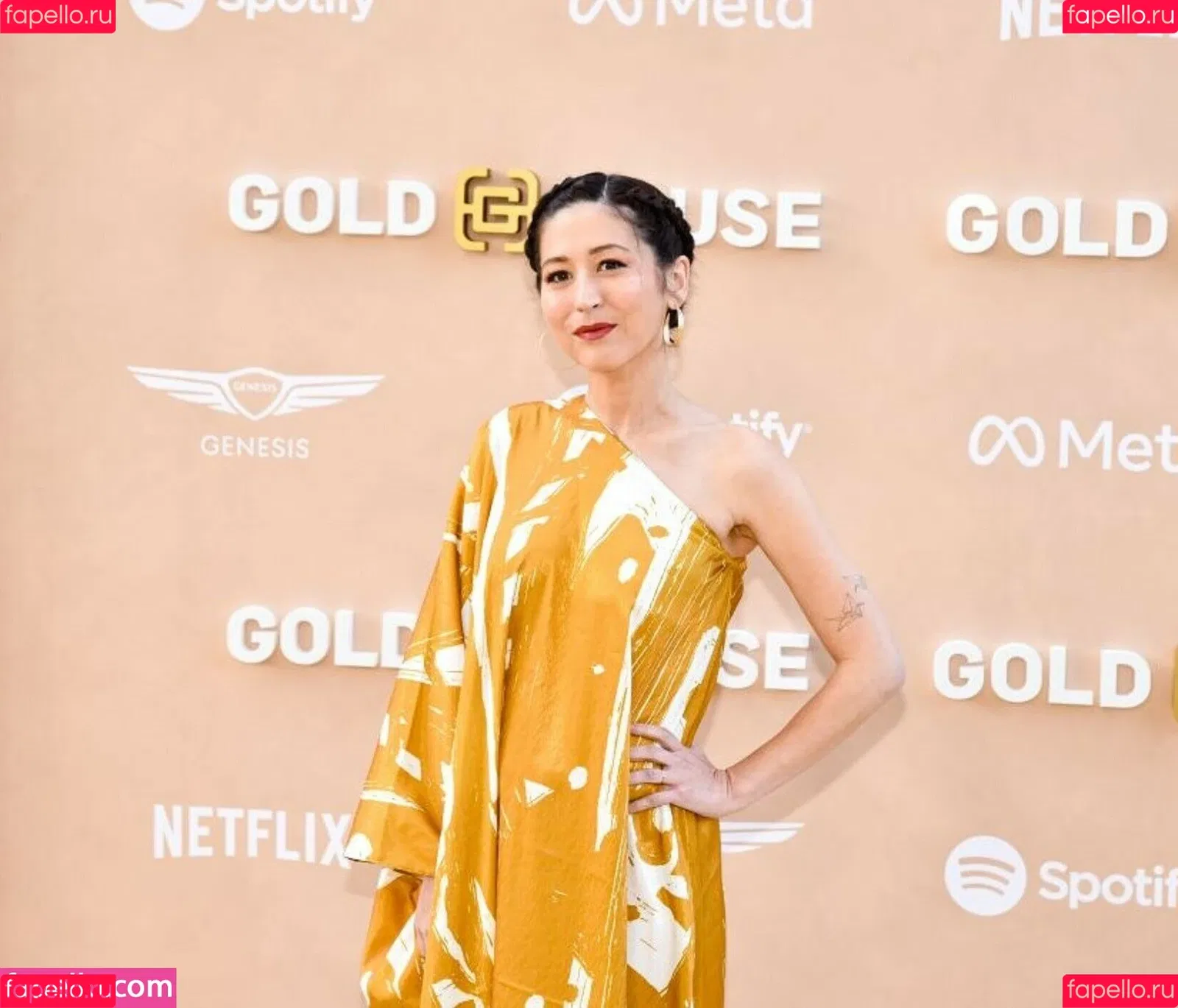 Mina Kimes Onlyfans Photo Gallery 