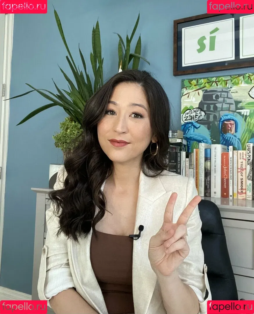 Mina Kimes Onlyfans Photo Gallery 