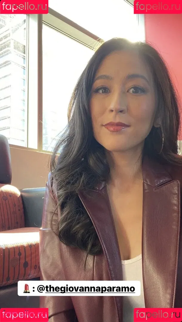 Mina Kimes Onlyfans Photo Gallery 