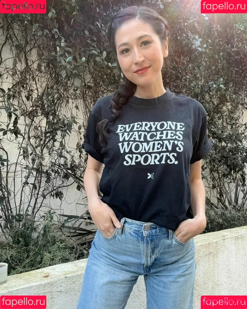 Mina Kimes Onlyfans Photo Gallery 