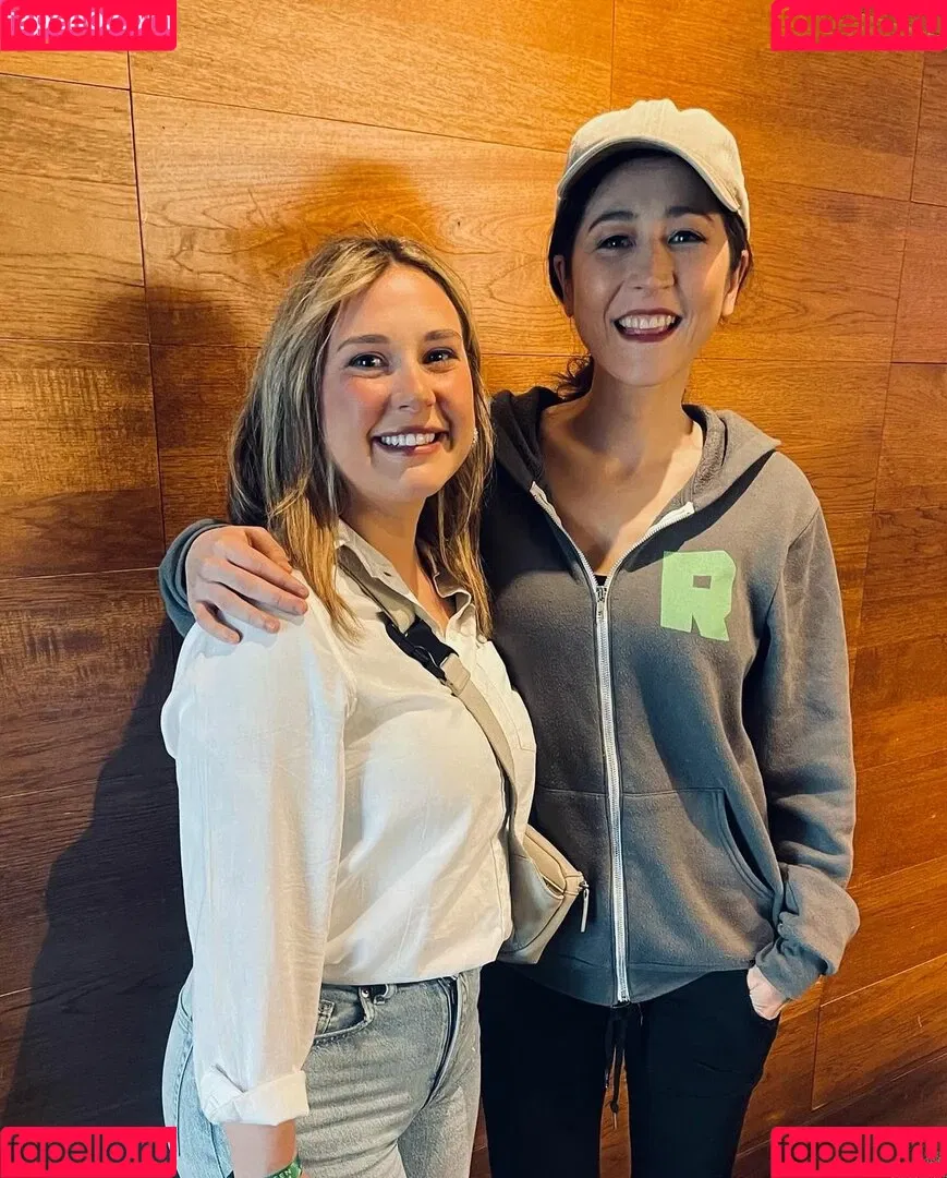 Mina Kimes Onlyfans Photo Gallery 