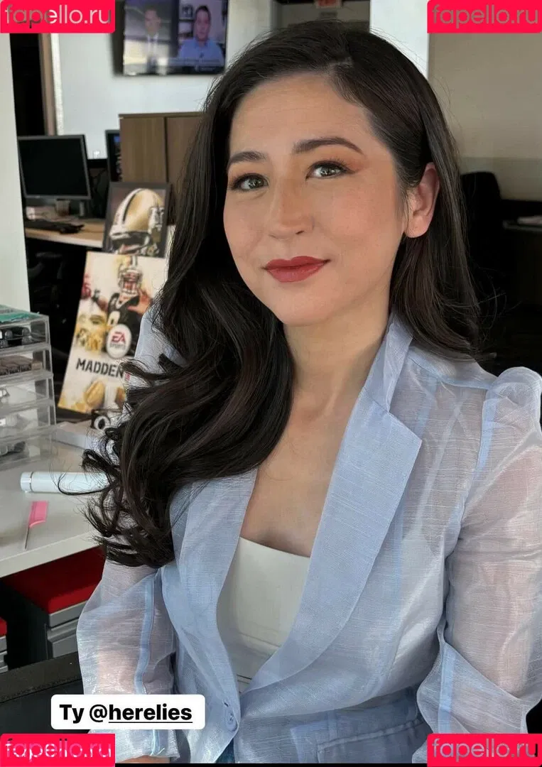 Mina Kimes Onlyfans Photo Gallery 