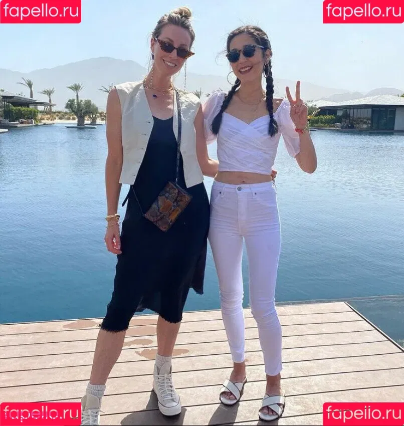 Mina Kimes Onlyfans Photo Gallery 