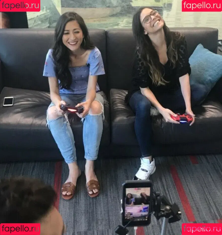 Mina Kimes Onlyfans Photo Gallery 