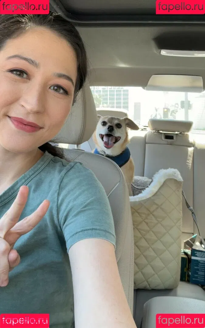 Mina Kimes Onlyfans Photo Gallery 