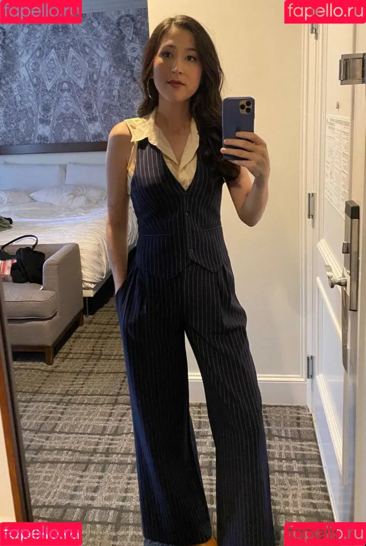 Mina Kimes Onlyfans Photo Gallery 