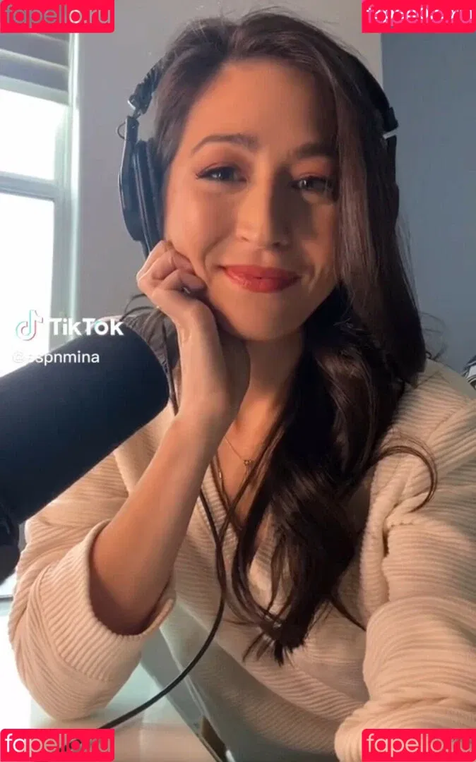 Mina Kimes Onlyfans Photo Gallery 