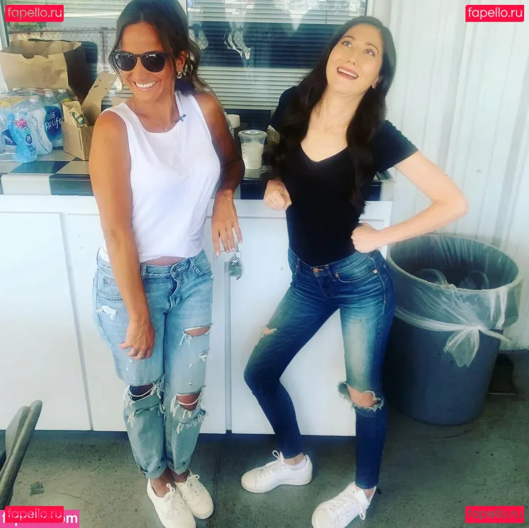 Mina Kimes Onlyfans Photo Gallery 