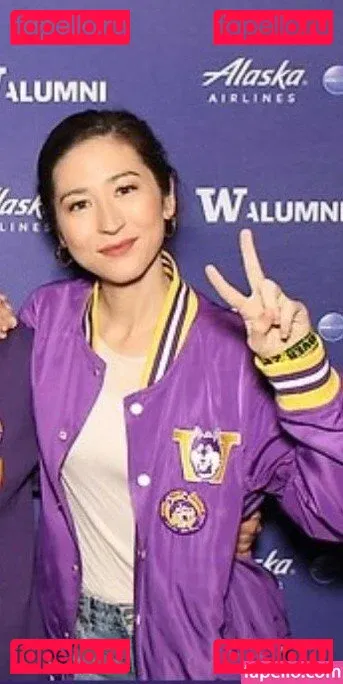 Mina Kimes Onlyfans Photo Gallery 