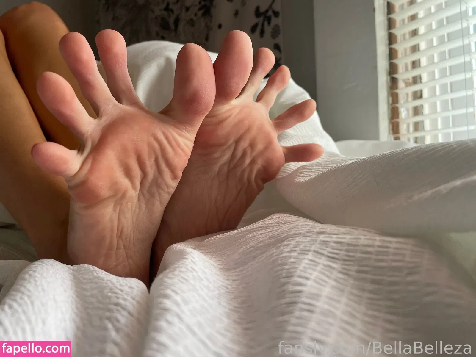 BellaBelleza Onlyfans Photo Gallery 