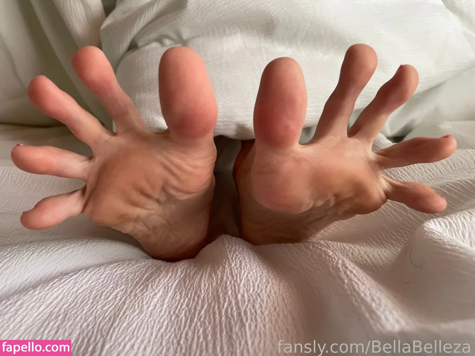 BellaBelleza Onlyfans Photo Gallery 