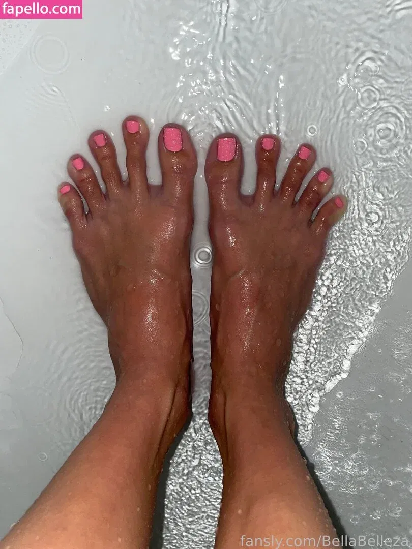 BellaBelleza Onlyfans Photo Gallery 