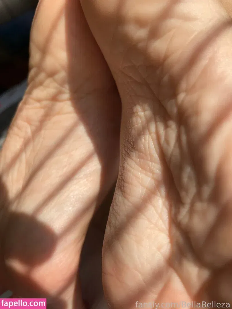 BellaBelleza Onlyfans Photo Gallery 