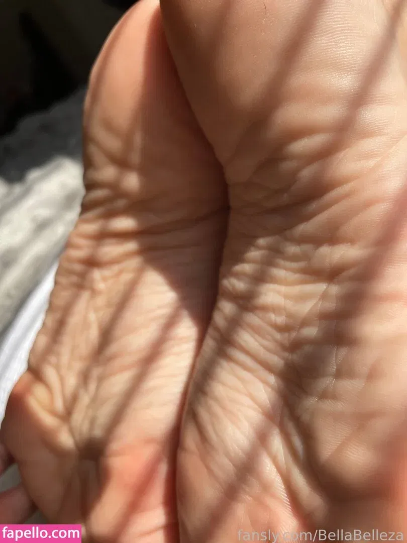 BellaBelleza Onlyfans Photo Gallery 