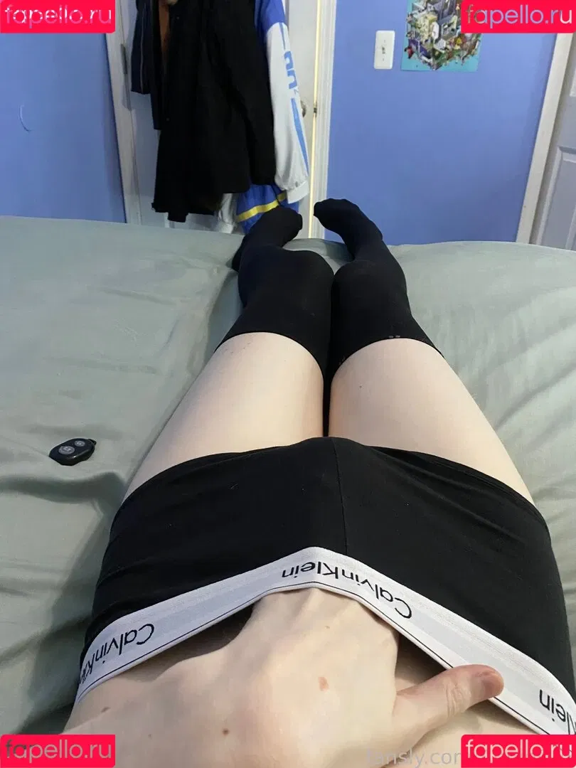 AnnieDro Onlyfans Photo Gallery 