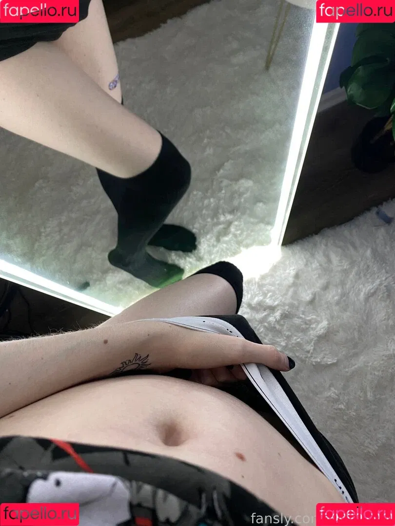 AnnieDro Onlyfans Photo Gallery 