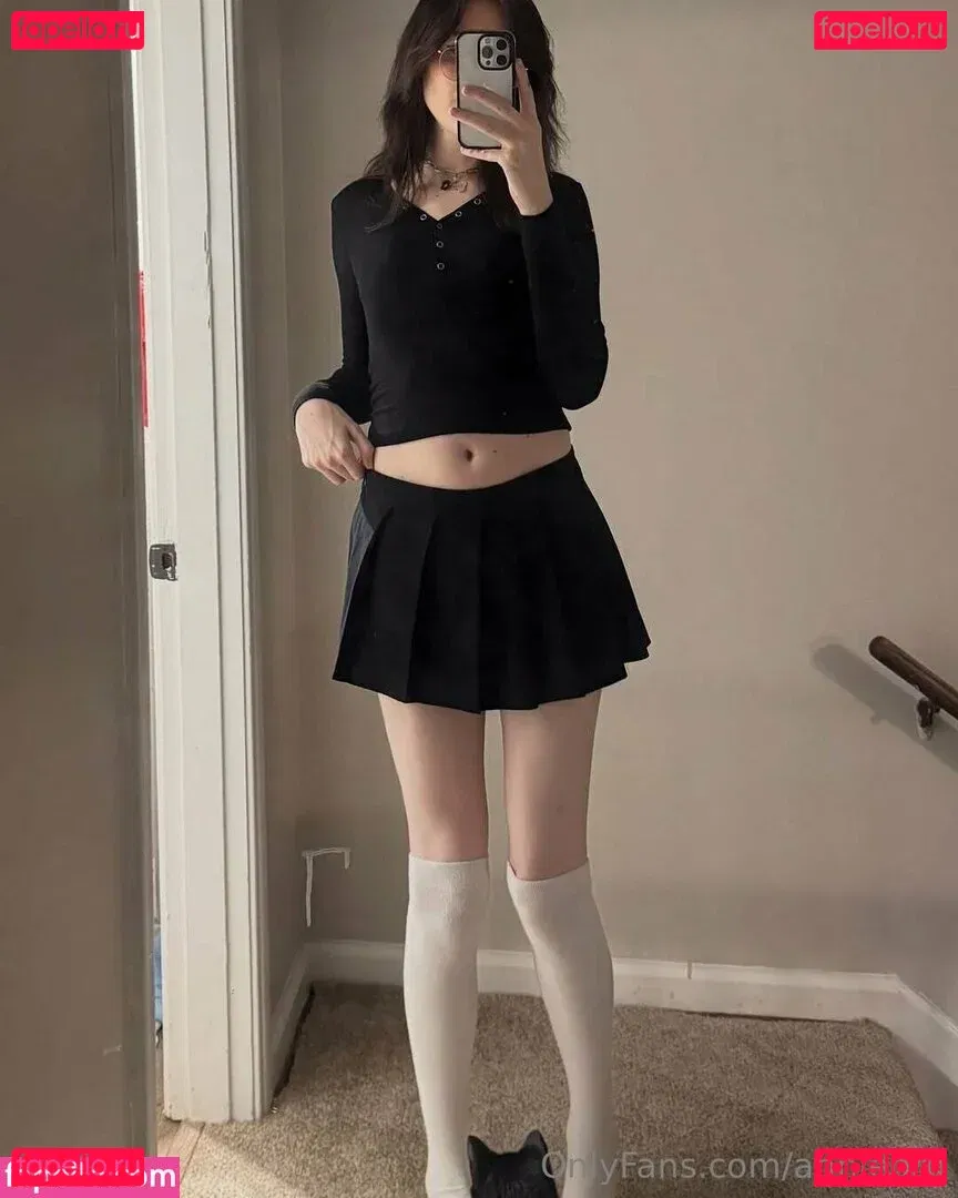 AnnieDro Onlyfans Photo Gallery 